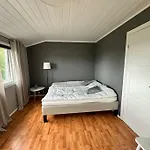 Koselig Hus Rett Ved Stranda,nydelig & Ferierende! * Гримстад
