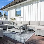 度假居 Koselig Hus Rett Ved Stranda,nydelig & Ferierende! 格里姆斯塔