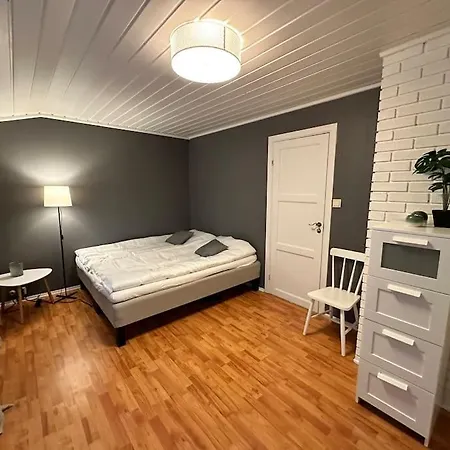 Koselig Hus Rett Ved Stranda,nydelig & Ferierende! Σπίτι διακοπών