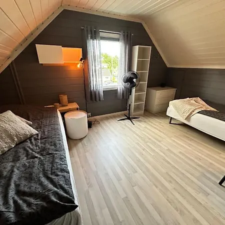 Prázdninový dům Koselig Hus Rett Ved Stranda,nydelig & Ferierende! Grimstad (Aust-Agder)