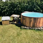 Dom wakacyjny Koselig Hus Rett Ved Stranda,nydelig & Ferierende! Grimstad (Aust-Agder)